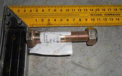 Болт крепления амортизатора нижний 199012680009