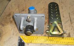 Педаль тормоза с тормозным клапаном (XM60D-3514002) CDM LG853.08.09