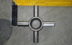 Крестовина дифференциала 41 шлиц d=28,5 CDM855 LG50F.04321A