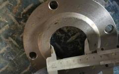 Крышка подшипника сочленения D=158 d=62 LG833B 30810102340