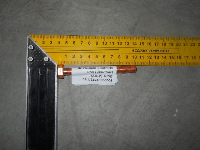 Болт М10х95 (медный) оси средней шестерни масляного насоса 90003802578