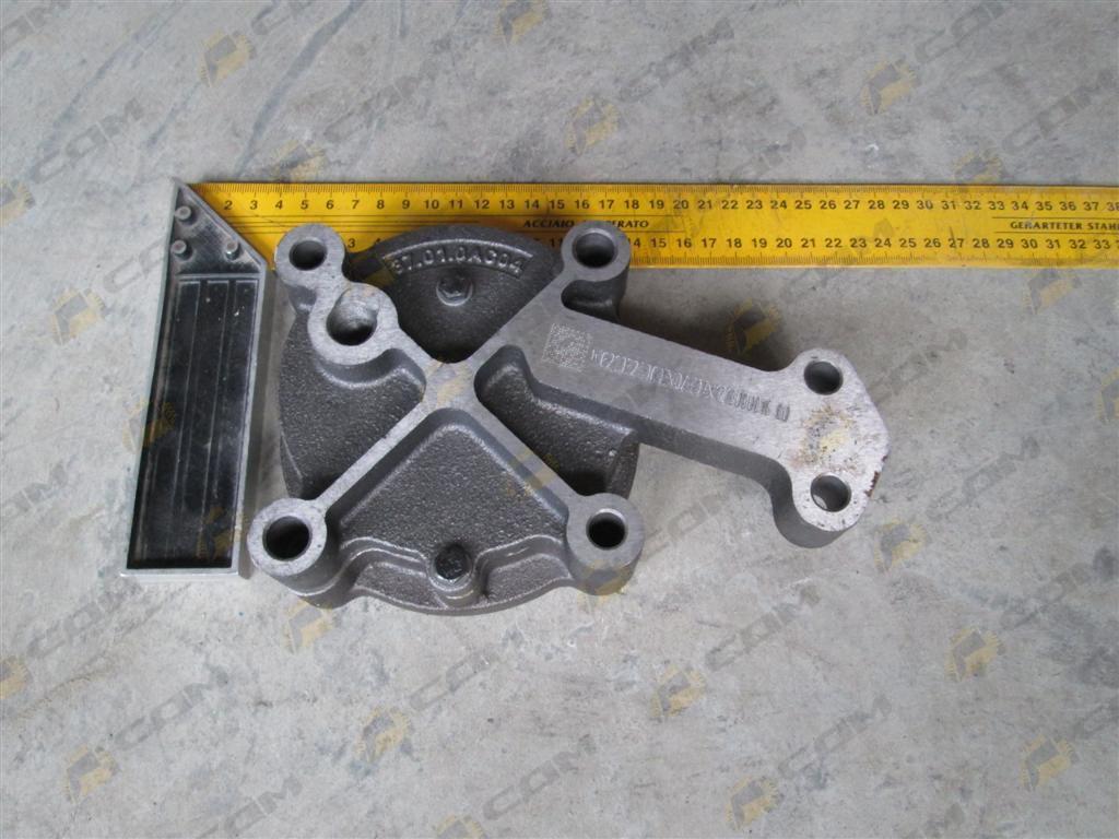 Насос масляный в сборе КПП HW18709 HOWO WG2203240005