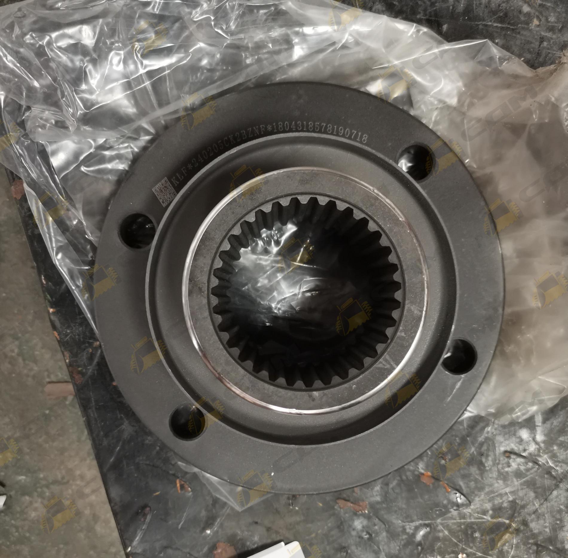 Фланец редуктора среднего моста 180 мм 4 отв. 31 зуб AZ9981320110