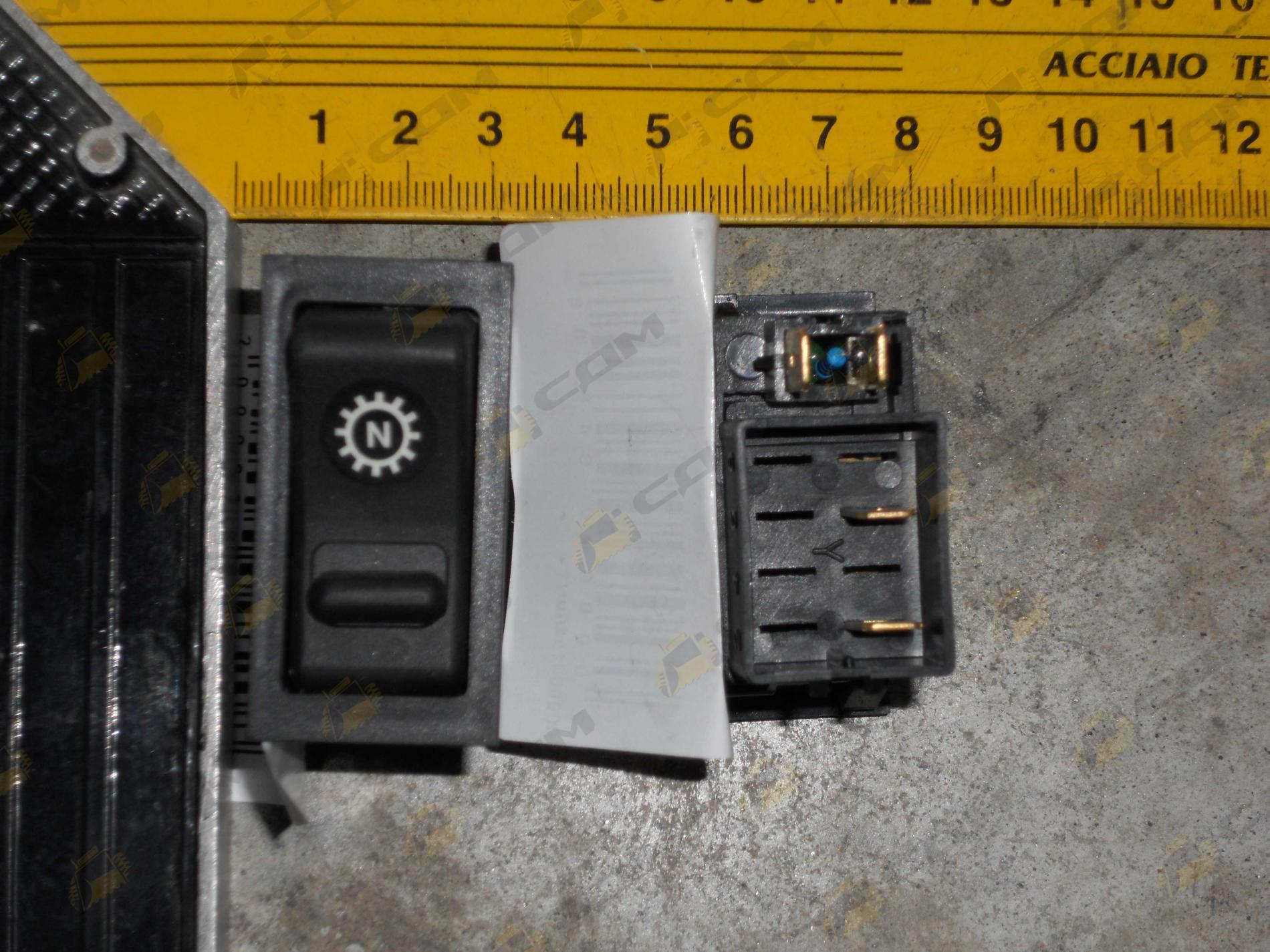 Переключатель нейтральной передачи КОМ WG9719582009