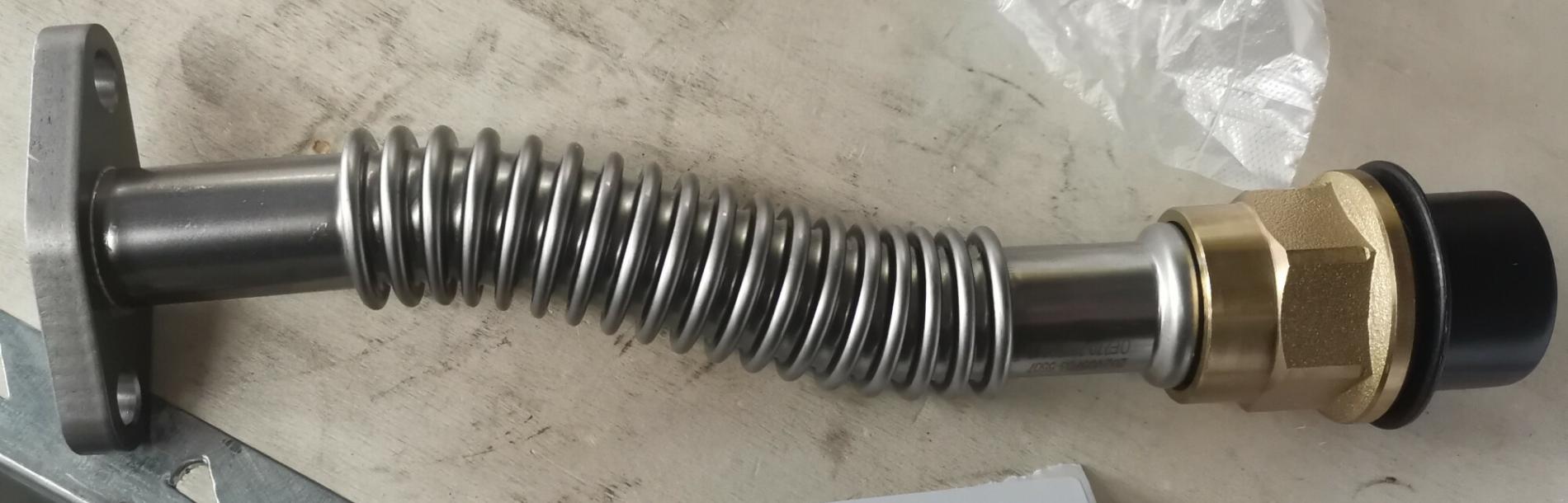 Трубка слива масла с турбины MC13 HOWO T5G/C7H SITRAK 202V05703-5507