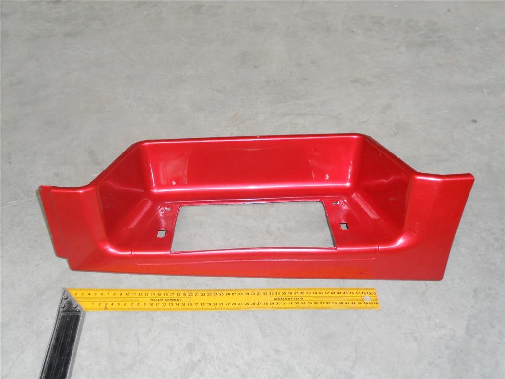 Подножка левая нижняя (пластик) HOWO 2011г WG1641240114