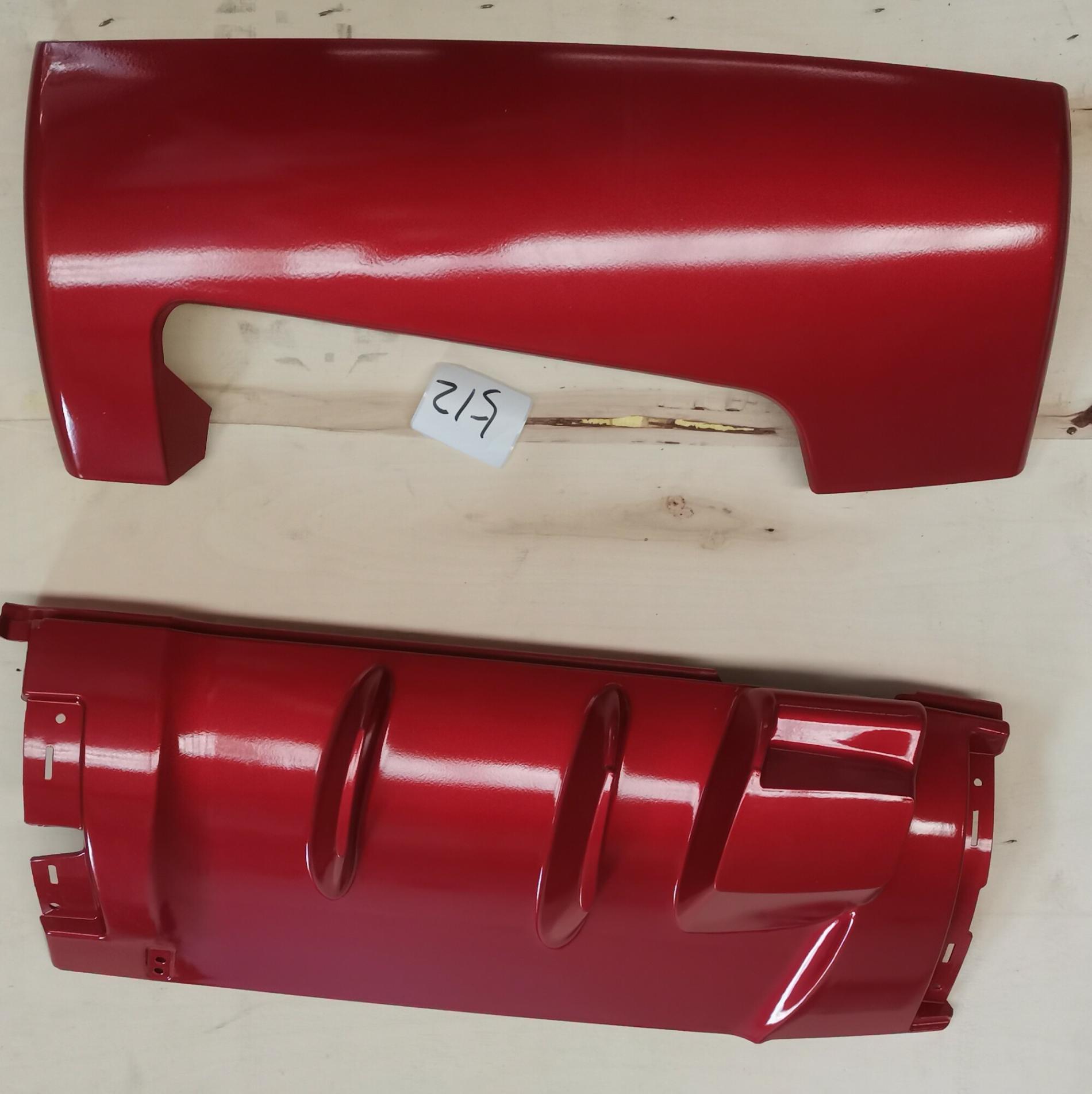 Накладка кабины левая комплект 2 шт. красная HOWO T5G/C7H SITRAK 812W62410-6031