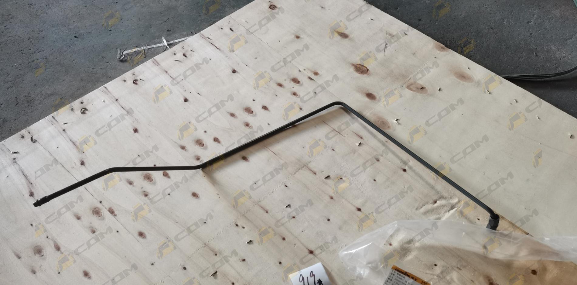 Трубка тормозная правая переднего моста LG876H 30808014316/LG876HSII.08.01.01.02