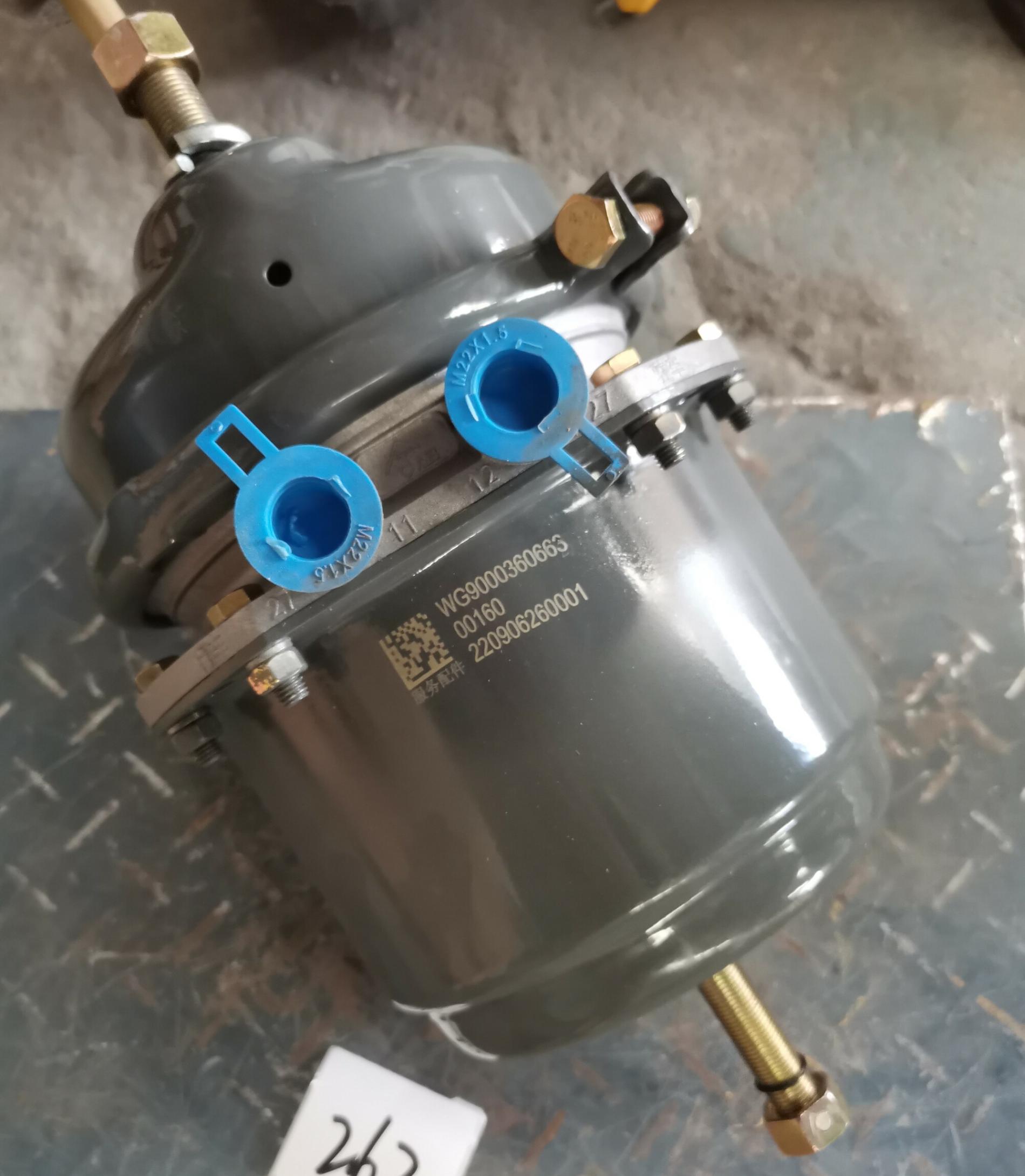 Энергоаккумулятор на средний мост HOWO SITRAK T5G WG9000360663