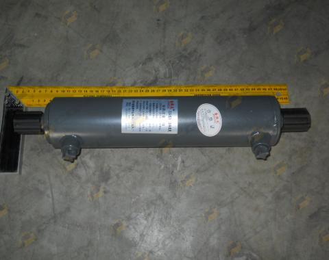 Гидроцилиндр поворота колес 8х4 (нового образца) WG904470008
