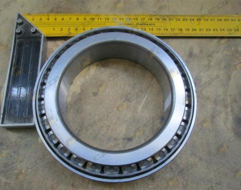 Подшипник бортового редуктора 32024 (2007124Е) CDM 833/855 120х180х38