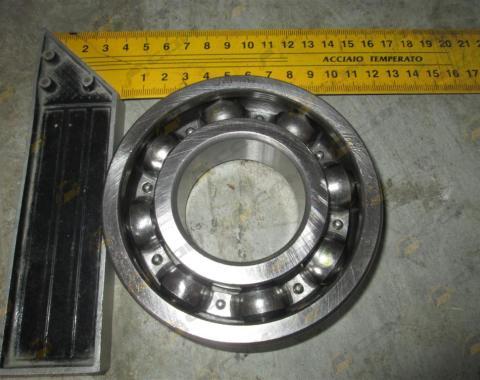 Подшипник 6310 HOWO/CDM833