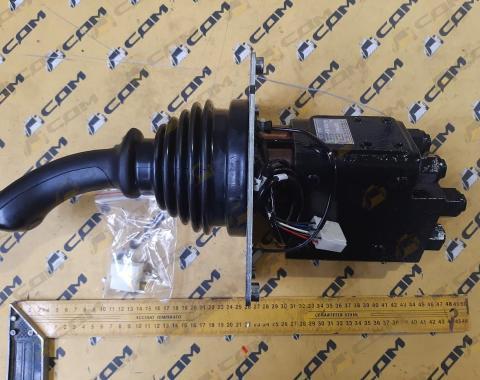 Клапан управления гидравлической системой (джойстик 1 рукоятки) CDM855